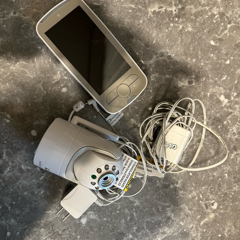 Infant Optics DXR-8 Pro Baby Monitor + Camera – Works
